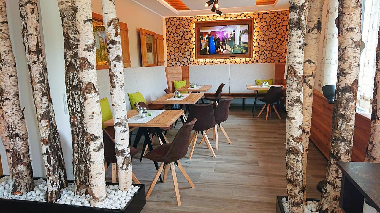 Embacher Sporthotel Екстер'єр фото