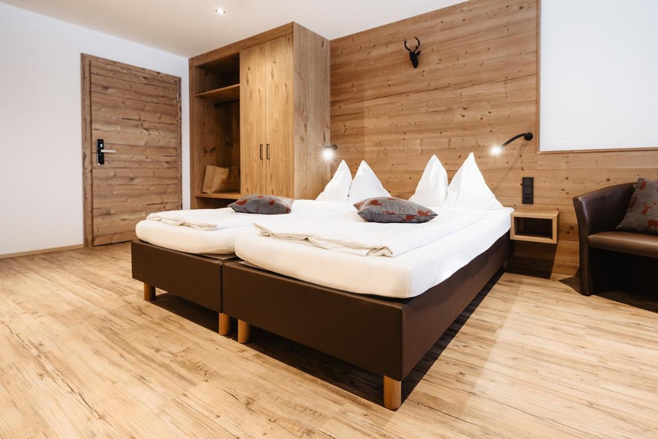 Embacher Sporthotel Екстер'єр фото