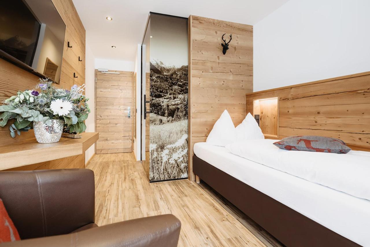 Embacher Sporthotel Екстер'єр фото