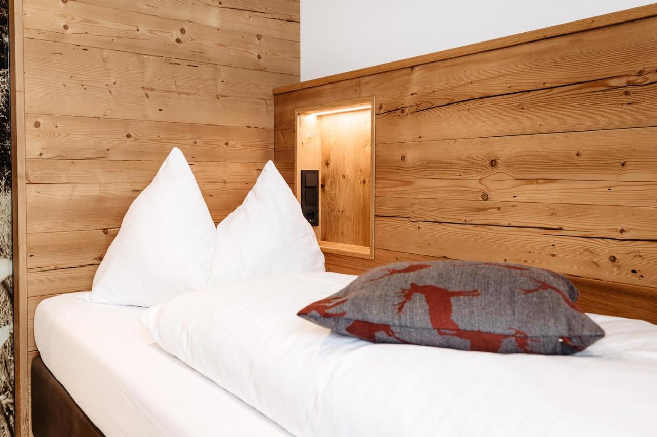 Embacher Sporthotel Екстер'єр фото